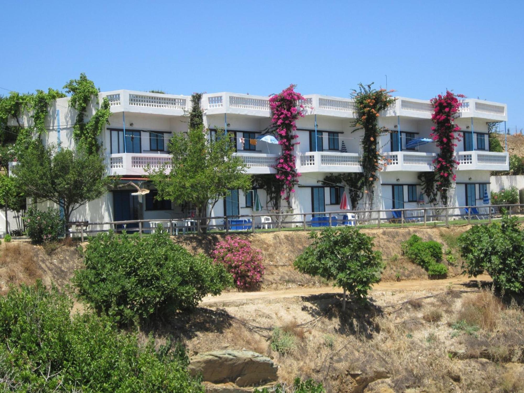 Diana Apartments Agia Pelagia  Exterior foto